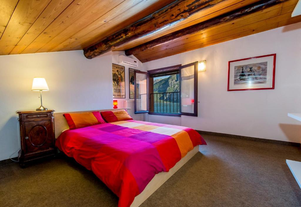Le Residenze Del Conte Agudio Apartment Malgrate Cameră foto