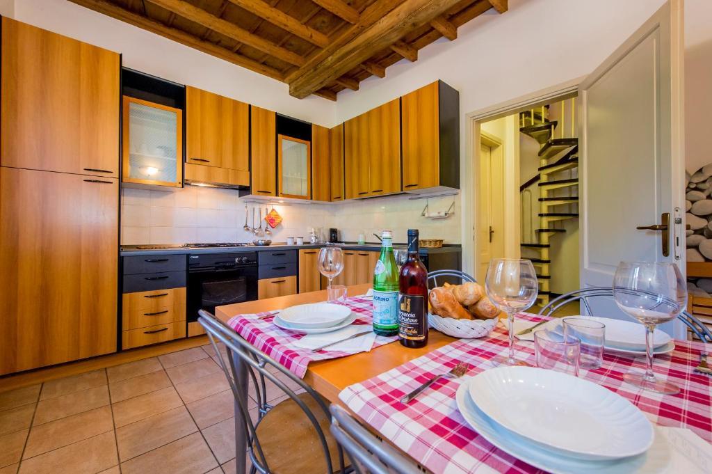Le Residenze Del Conte Agudio Apartment Malgrate Cameră foto